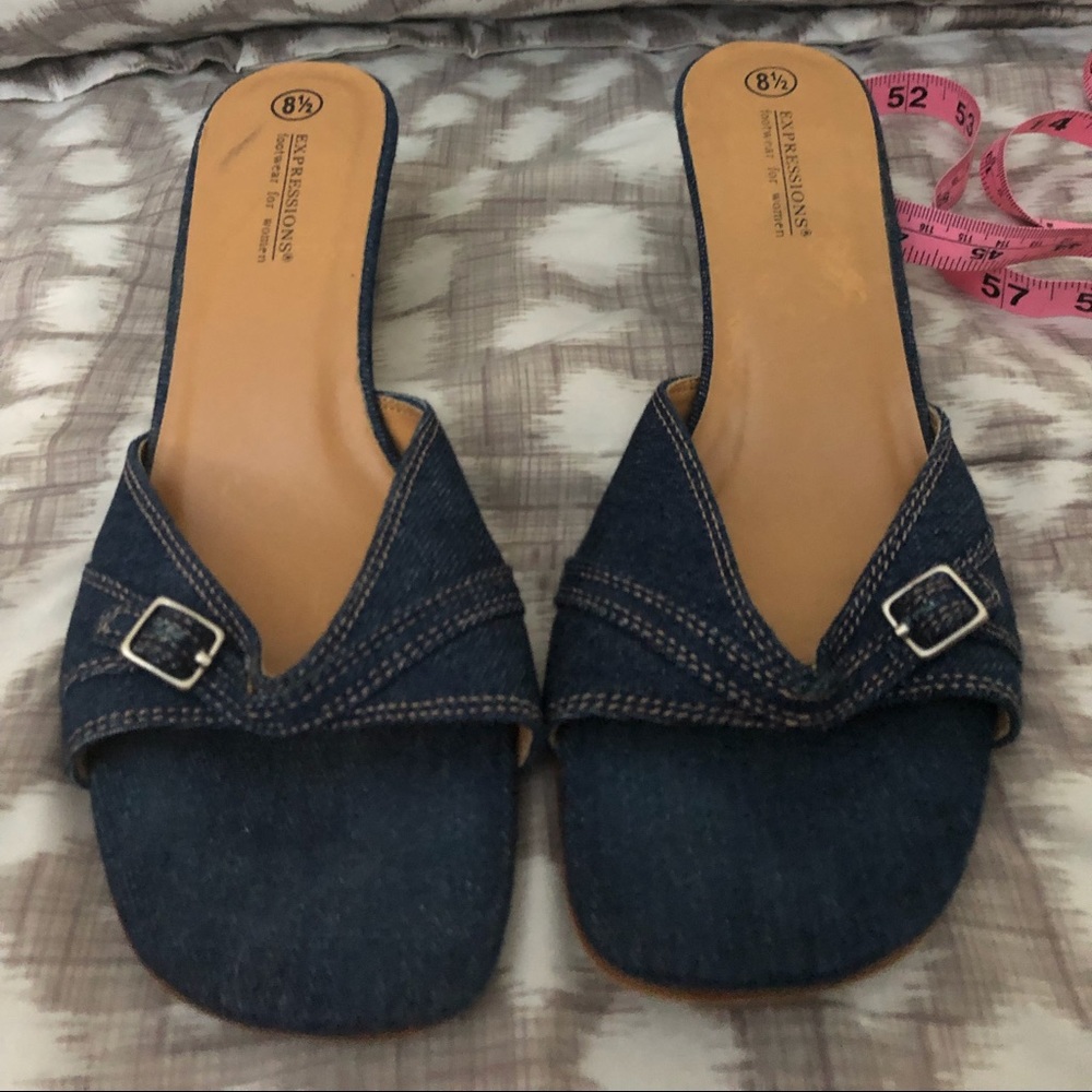 Expressions Women’s Shoes